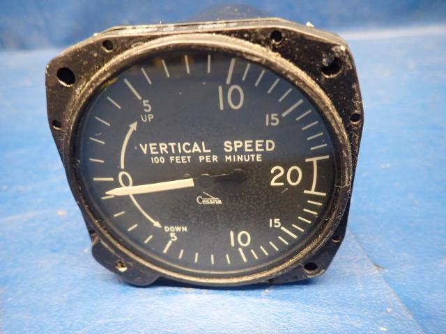 S-1392N2 Cessna - Indicator - Vertical Speed